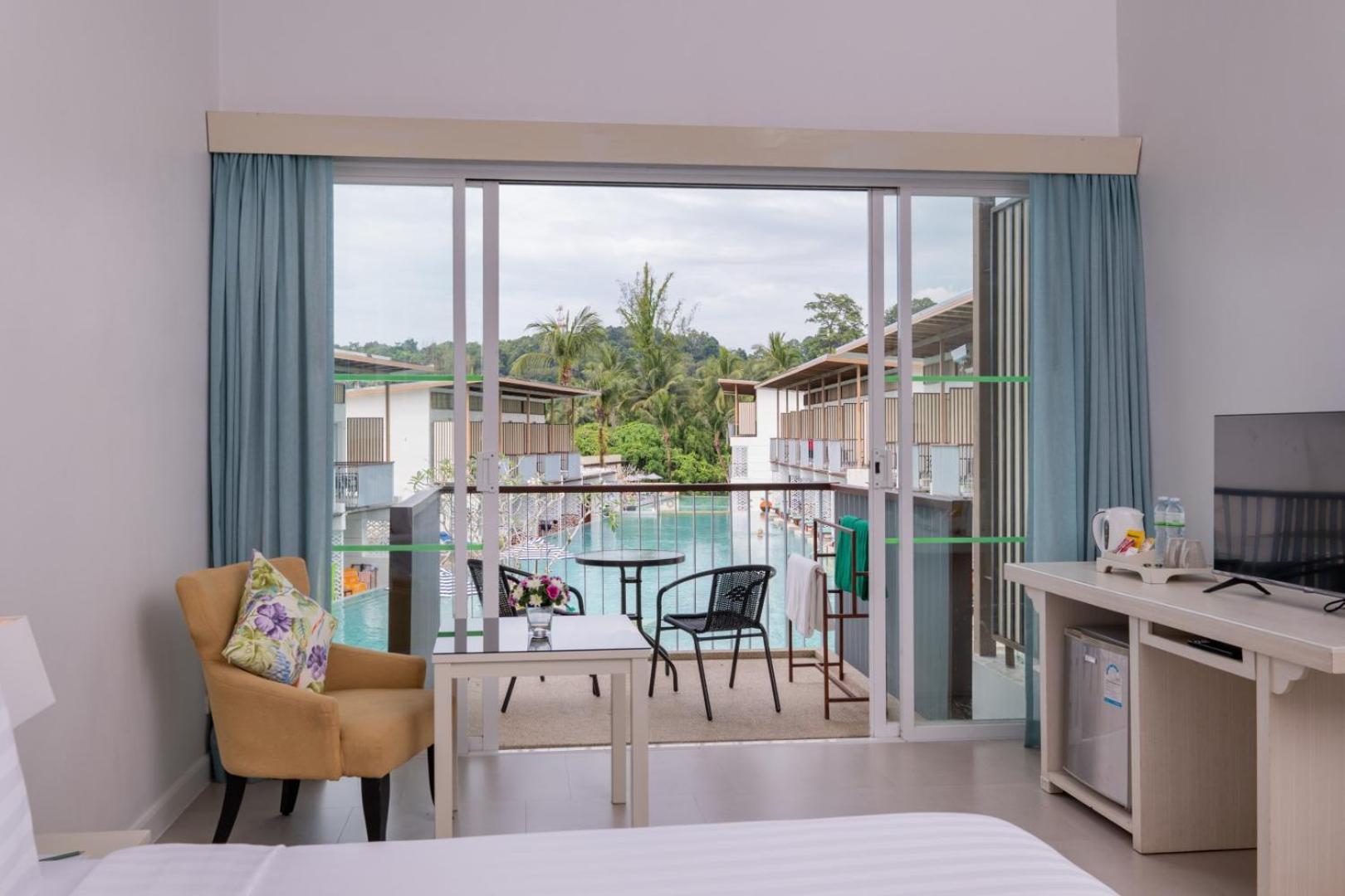 The Briza Beach Resort, Khao Lak Sha Extra Plus Exteriör bild
